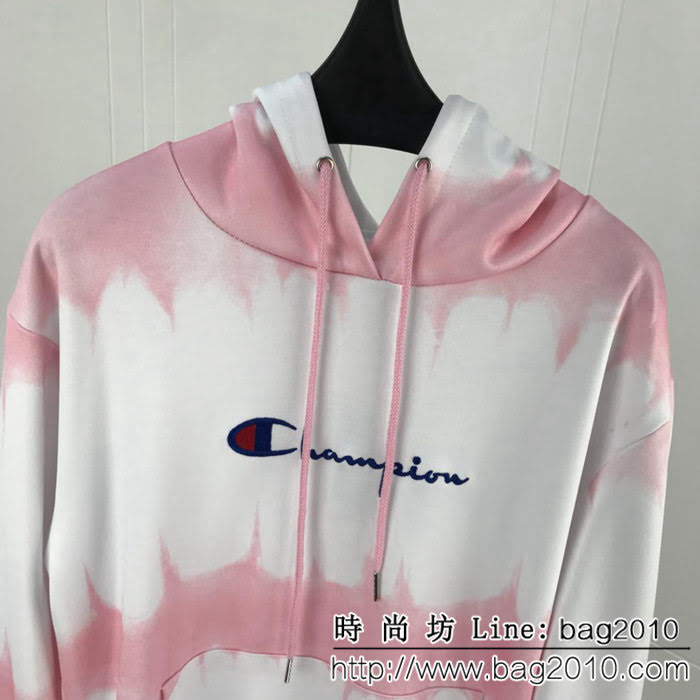 ChamPion冠軍 18ss秋冬新款衛衣 紮染漸變色 刺繡小logo 絲光混紡面料  情侶款 ydi2355